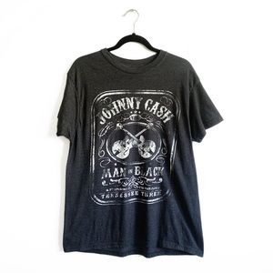 Johnny Cash Graphic Tee Man In Black Short Sleeve Charcoal Gray T-Shirt M